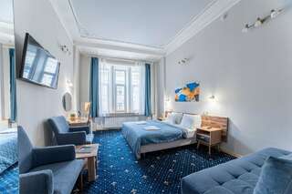 Гостиница Александр Санкт-Петербург Улучшенный Стандарт с диваном-1