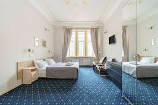 Гостиница Александр Санкт-Петербург Семейный Комфорт 2-х комнатный-1