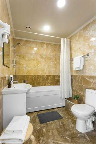 Гостиница Александр Санкт-Петербург Улучшенный Стандарт с диваном-13