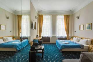 Гостиница Александр Санкт-Петербург Улучшенный Стандарт с диваном-8